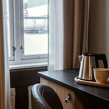 Skagen Brygge 4*