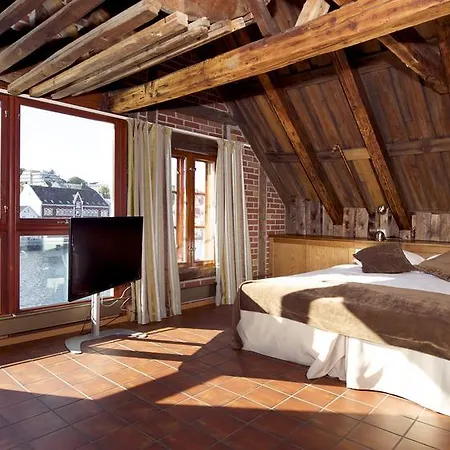 فندق Skagen Brygge 4*