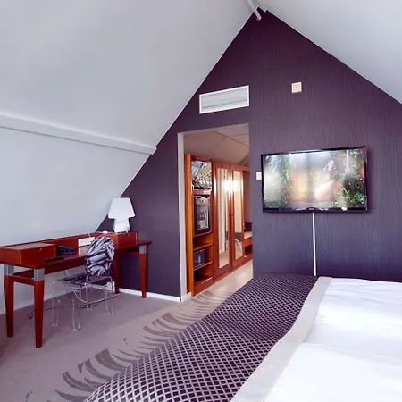 فندق Skagen Brygge 4*